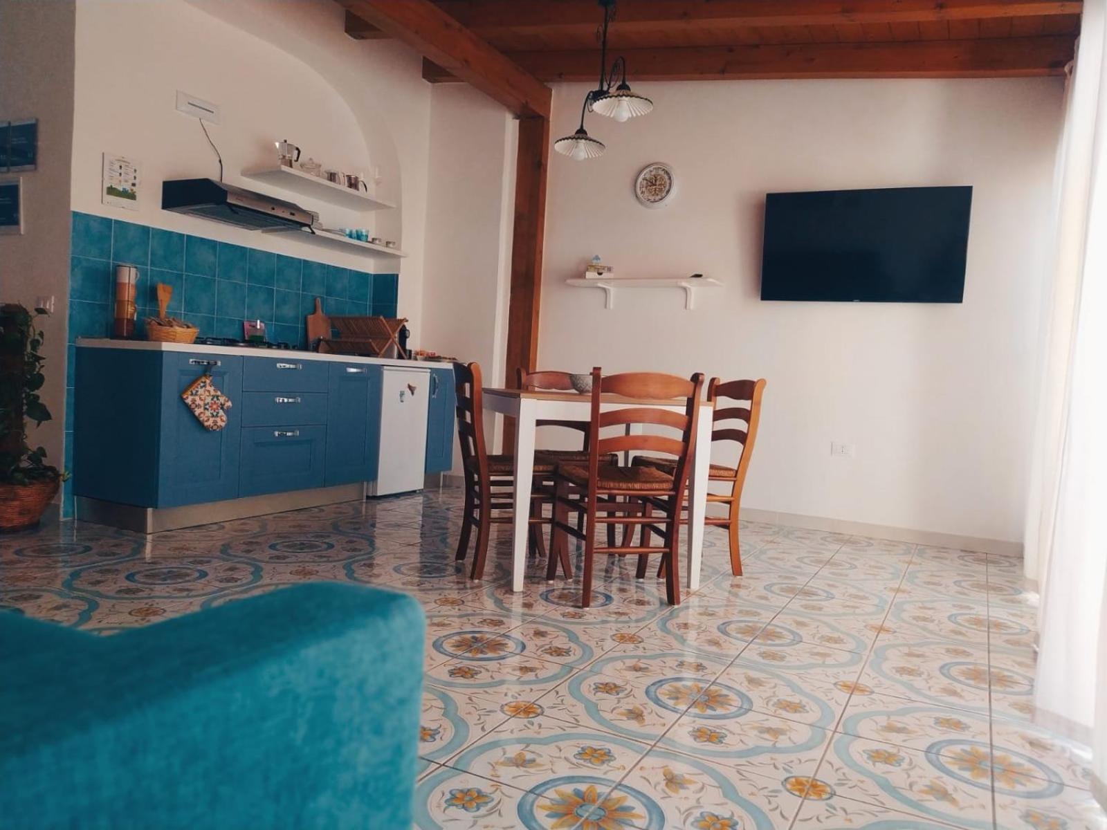 Dimora D'Estate Hotel Милацо Екстериор снимка